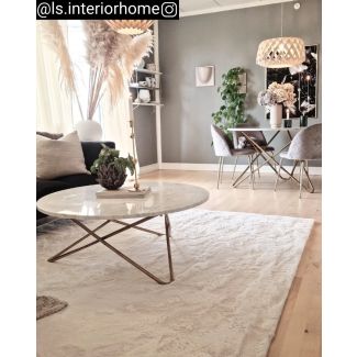 Dette produkt hedder Rabbit Eco, fremstillet af Polyester materiale med en smuk Offwhite farve - SE Mattor