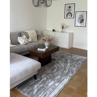 Dette produkt hedder Steam Heat, fremstillet af Polyester materiale med en smuk Grå farve - SE Mattor